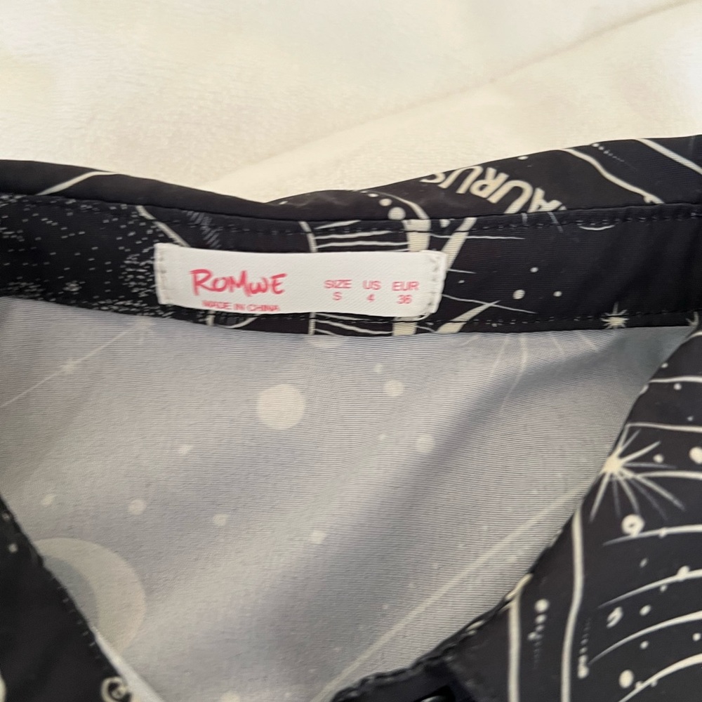 Astrological button down - Picture 4 of 7